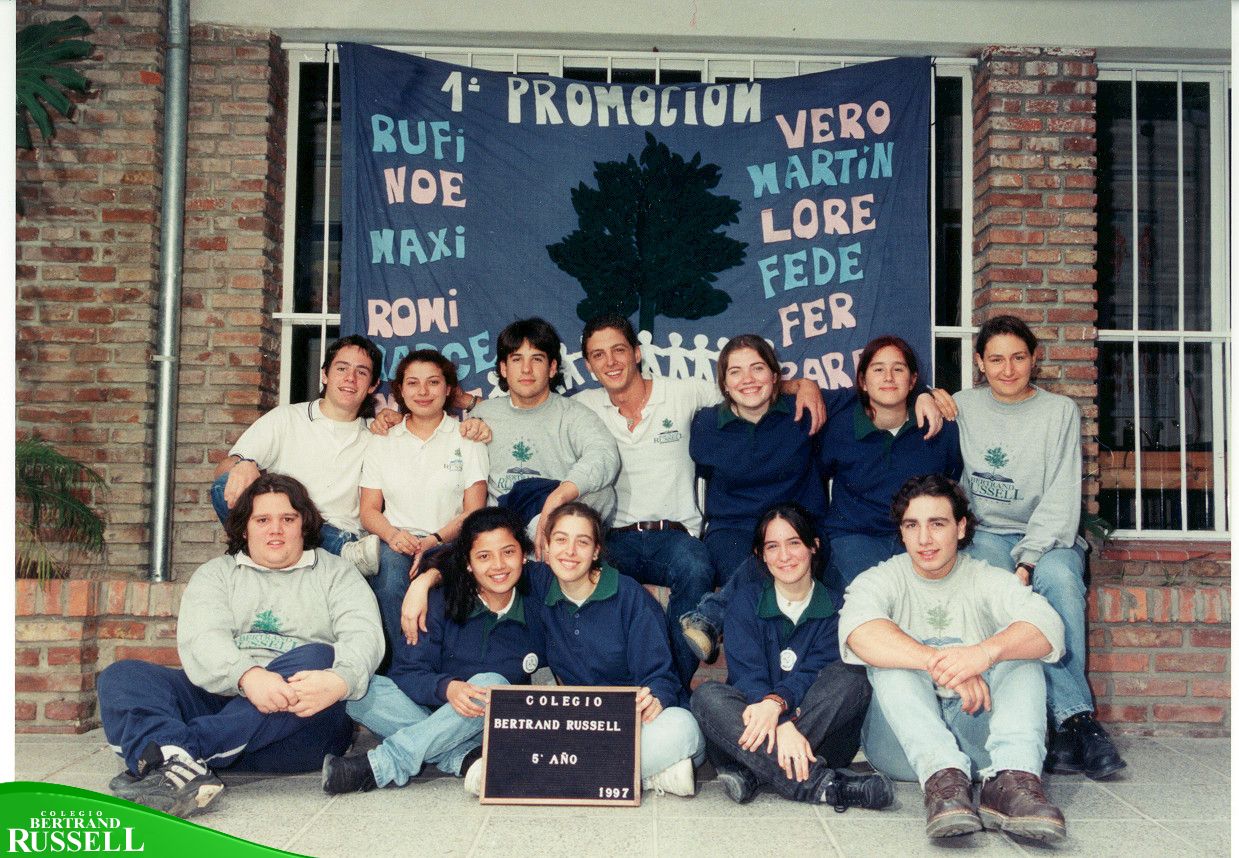 Foto de promoción 1ª PROMOCIÓN BACHILLER 5ºA 1997