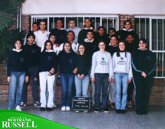 Foto de promoción 3ª PROMOCIÓN BACHILLER 5ºA 1999