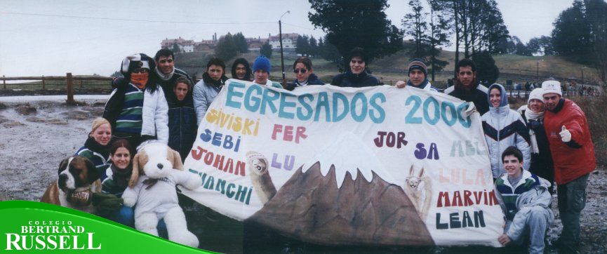 Foto de promoción 4ª PROMOCIÓN BACHILLER 5ºA 2000