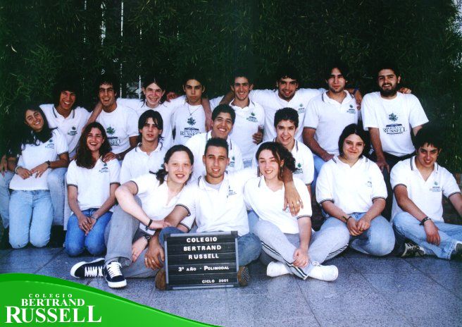 Foto de promoción 5ª PROMOCIÓN Polimodal 3ºA 2001